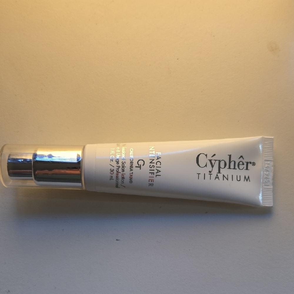 Titanium Facial Intensifier - White